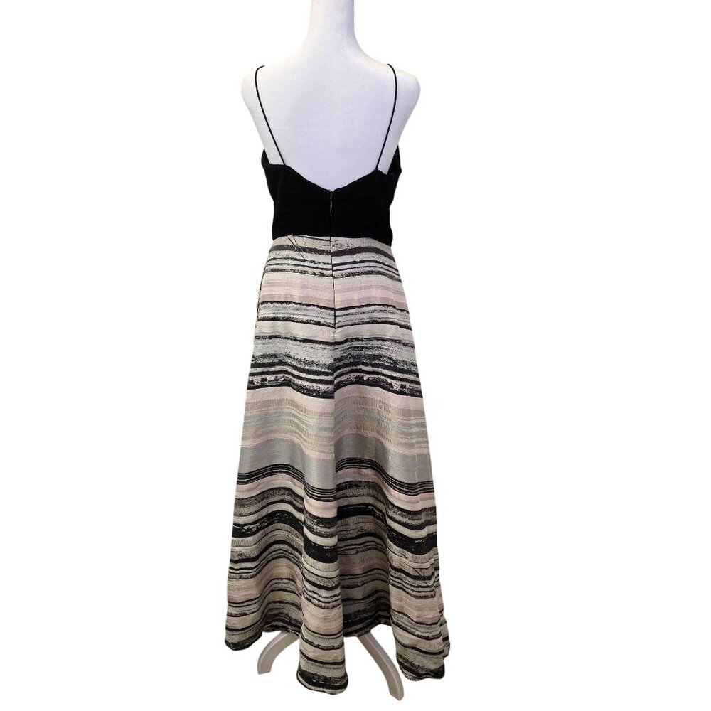 Badgley Mischka Collection Miramare Sleeveless Special Occasion Gown Size 6 - Picture 2 of 9